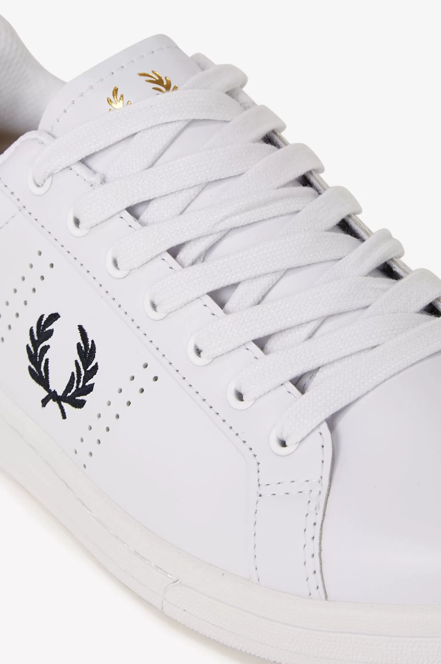 Schuhe^Fred Perry B721 Weiß / Marineblau