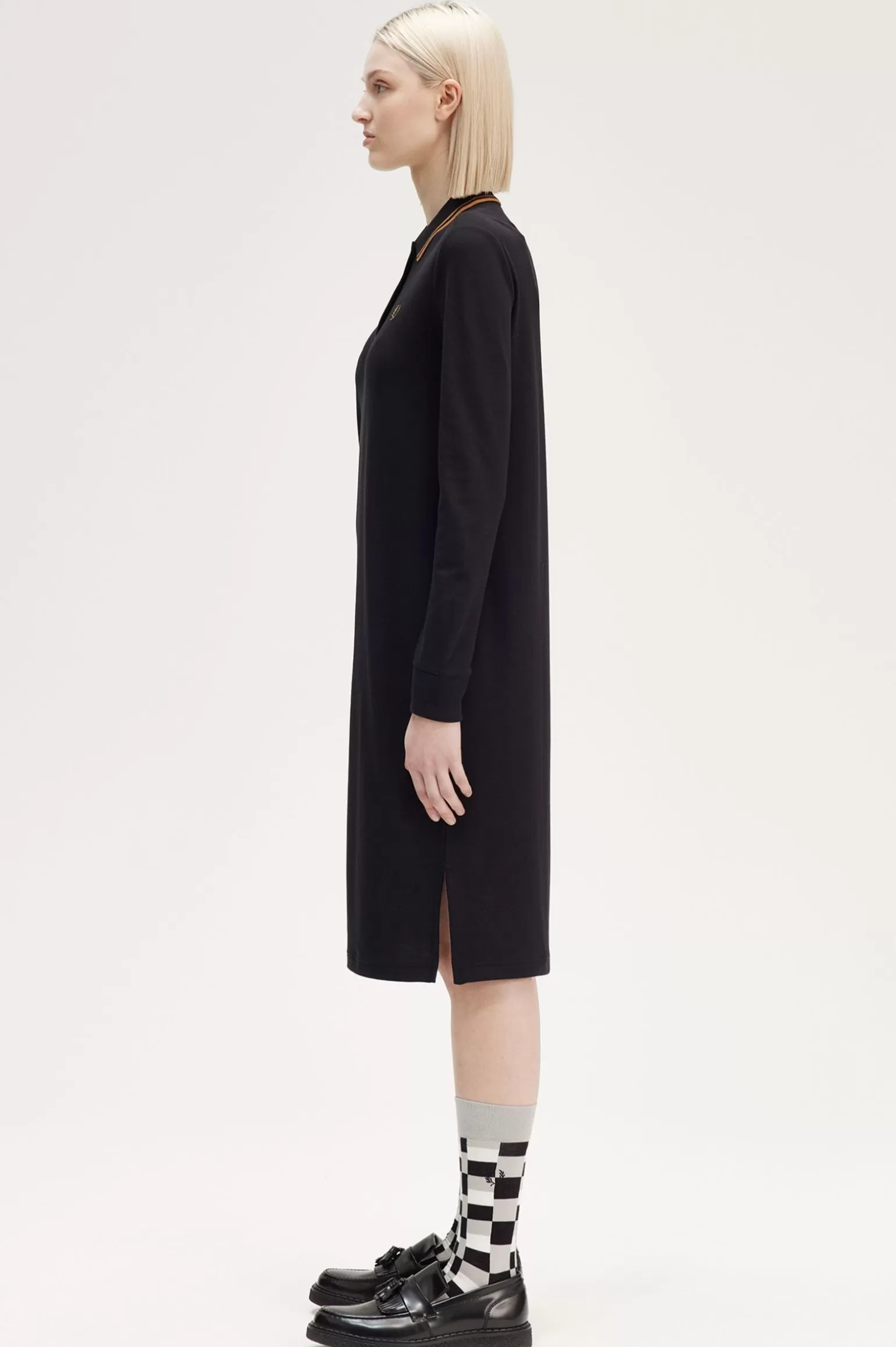 Kleider^Fred Perry Das Langärmelige Hemdkleid Von Schwarz/Dunkles Karamell/Dunkles Karamell