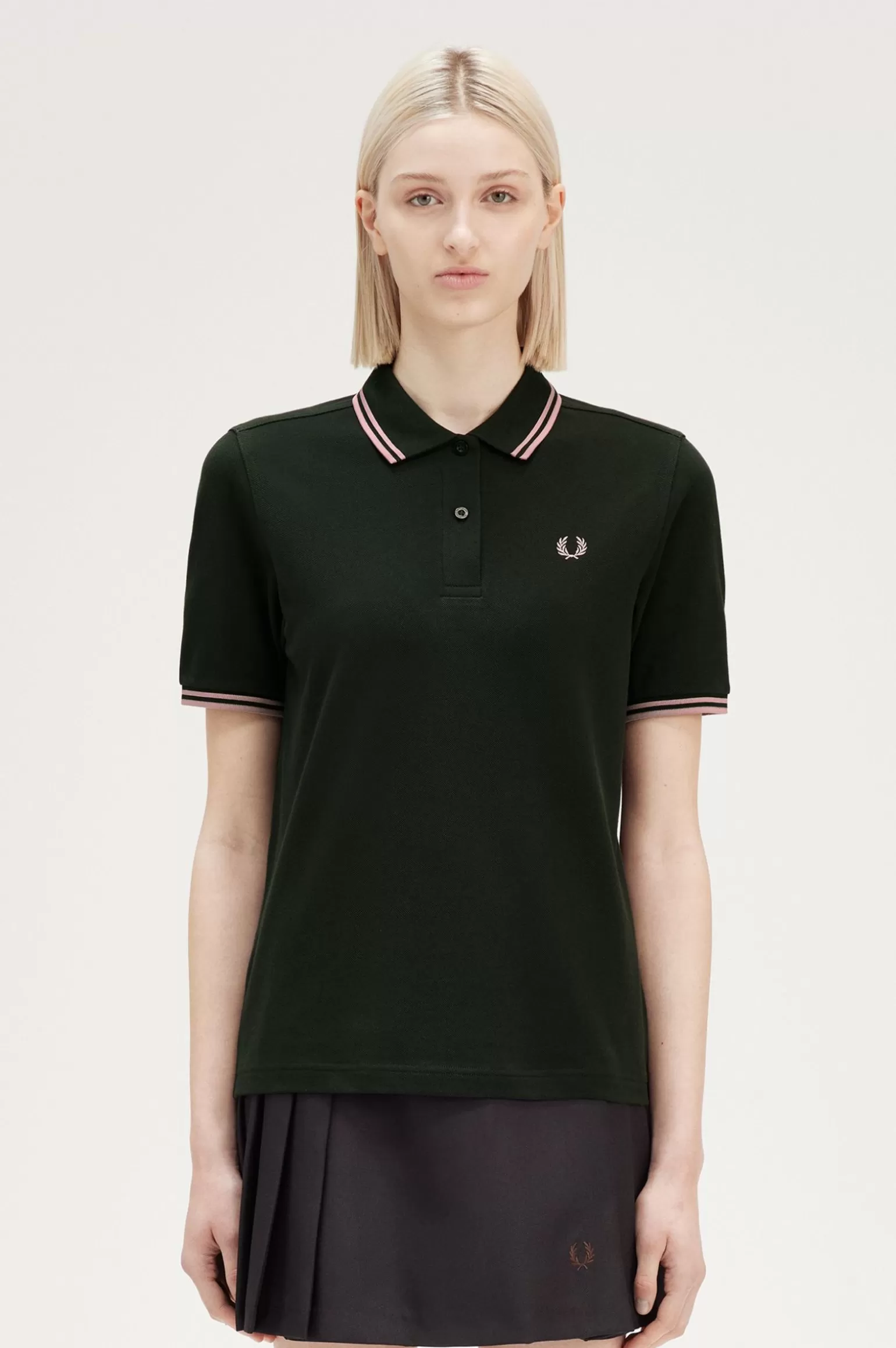 Poloshirts^Fred Perry G3600 Dunkelgrün / Dunkelrosa / Dunkelrosa
