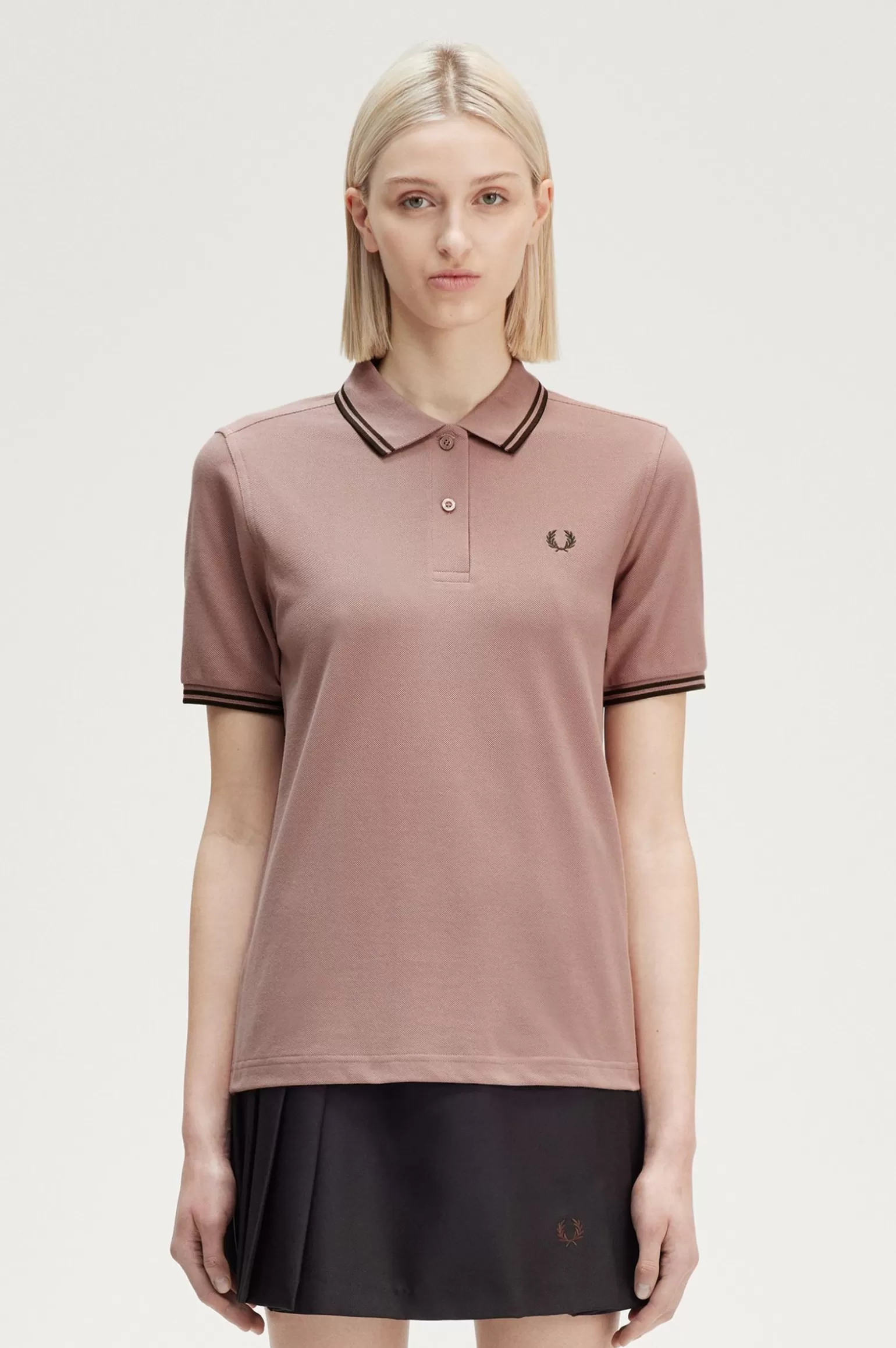 Poloshirts^Fred Perry G3600 Dunkelrosa / Dunkelgrün / Dunkelgrün