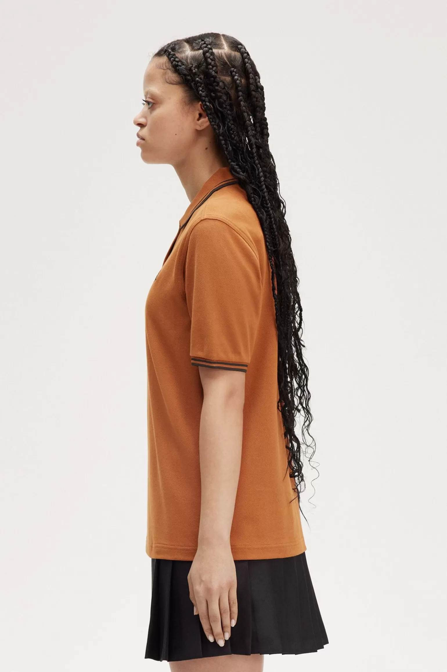 Poloshirts^Fred Perry G3600 Orange / Schwarz / Schwarz