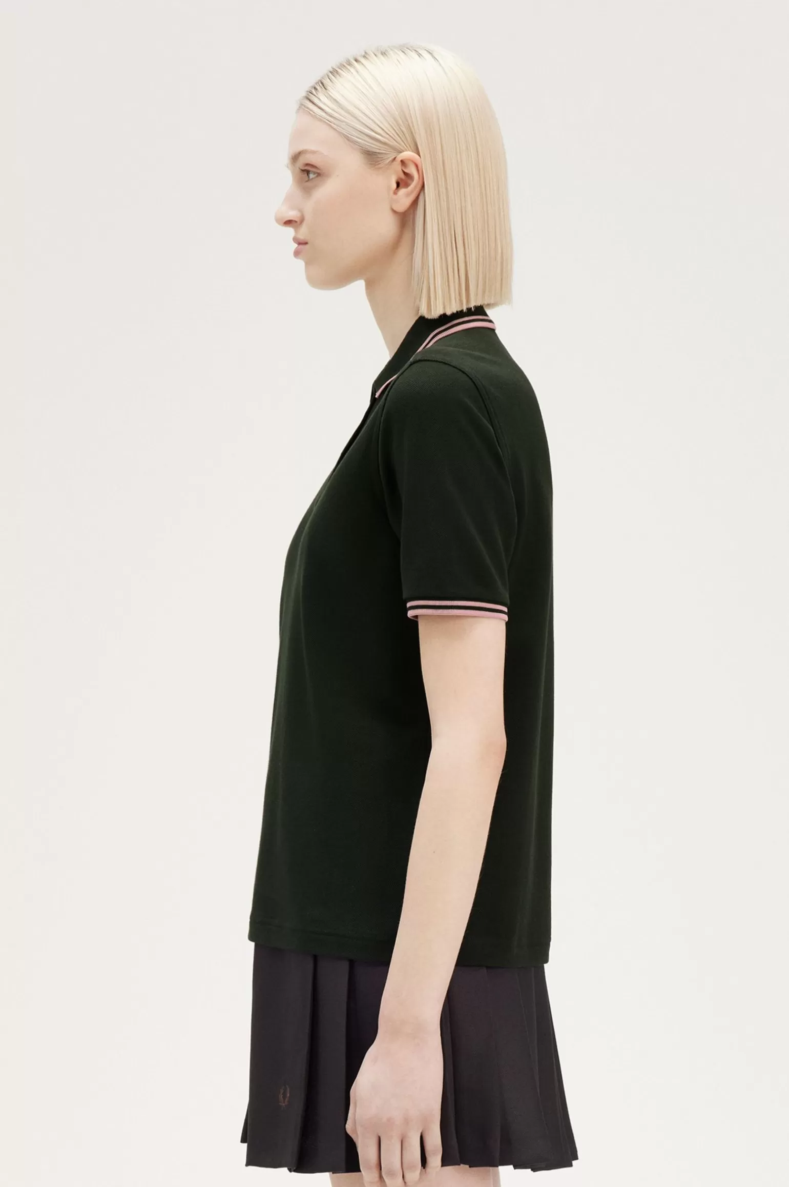 Poloshirts^Fred Perry G3600 Dunkelgrün / Dunkelrosa / Dunkelrosa