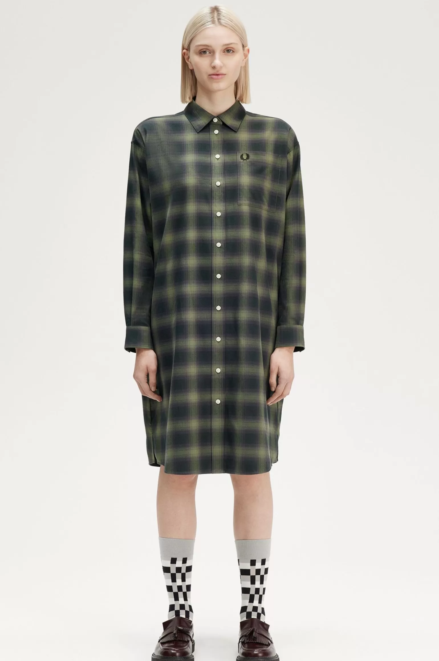 Kleider^Fred Perry Gebürstetes Hemdkleid Mit Karomuster Lorbeerkranzgrün