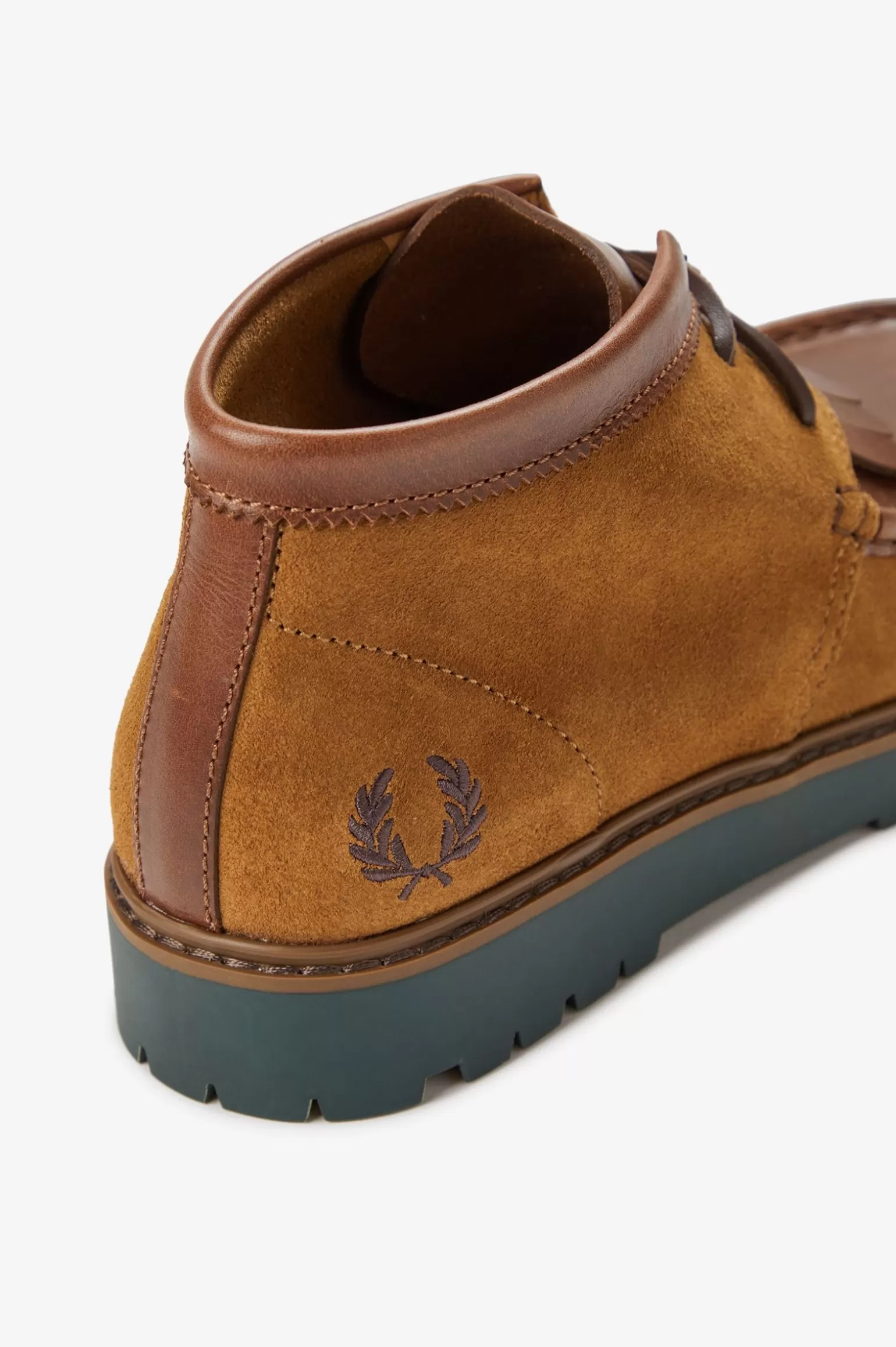 Schuhe^Fred Perry Kenney Mid Wildleder / Leder