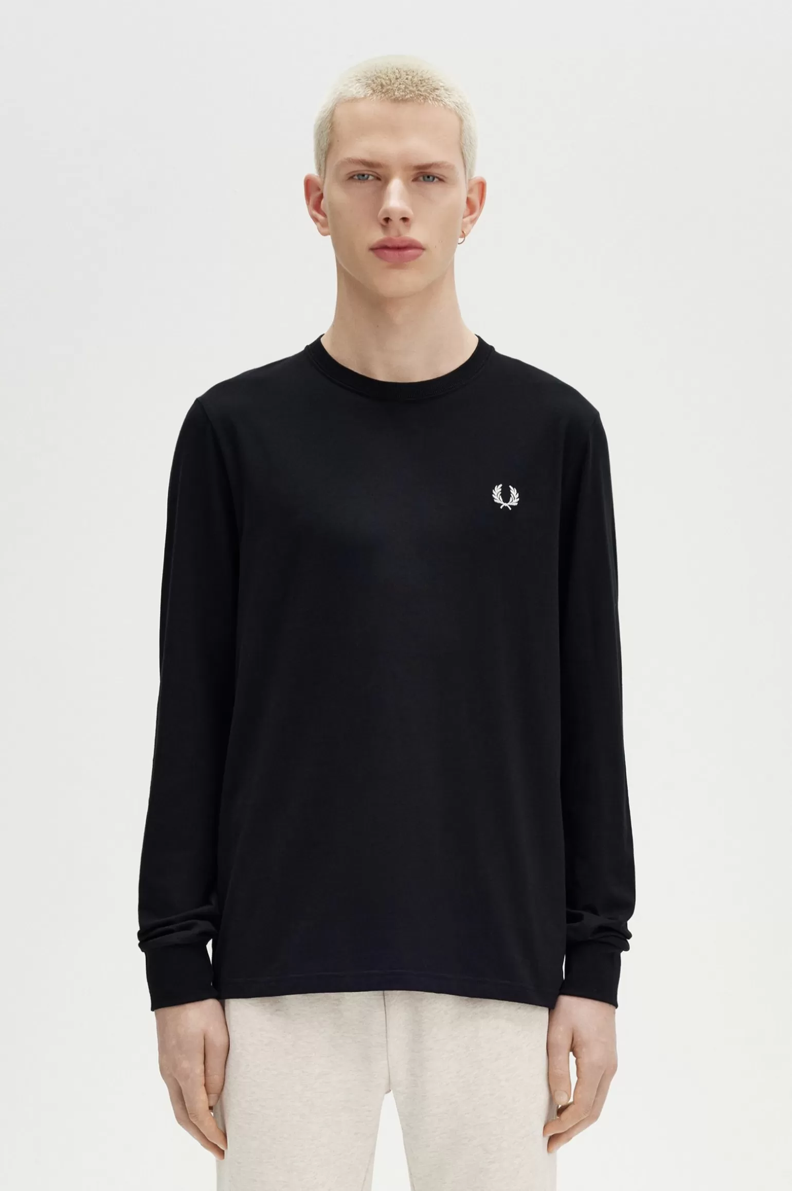 T-Shirts^Fred Perry Langärmeliges T-Shirt Mit Rundhalsausschnitt Schwarz