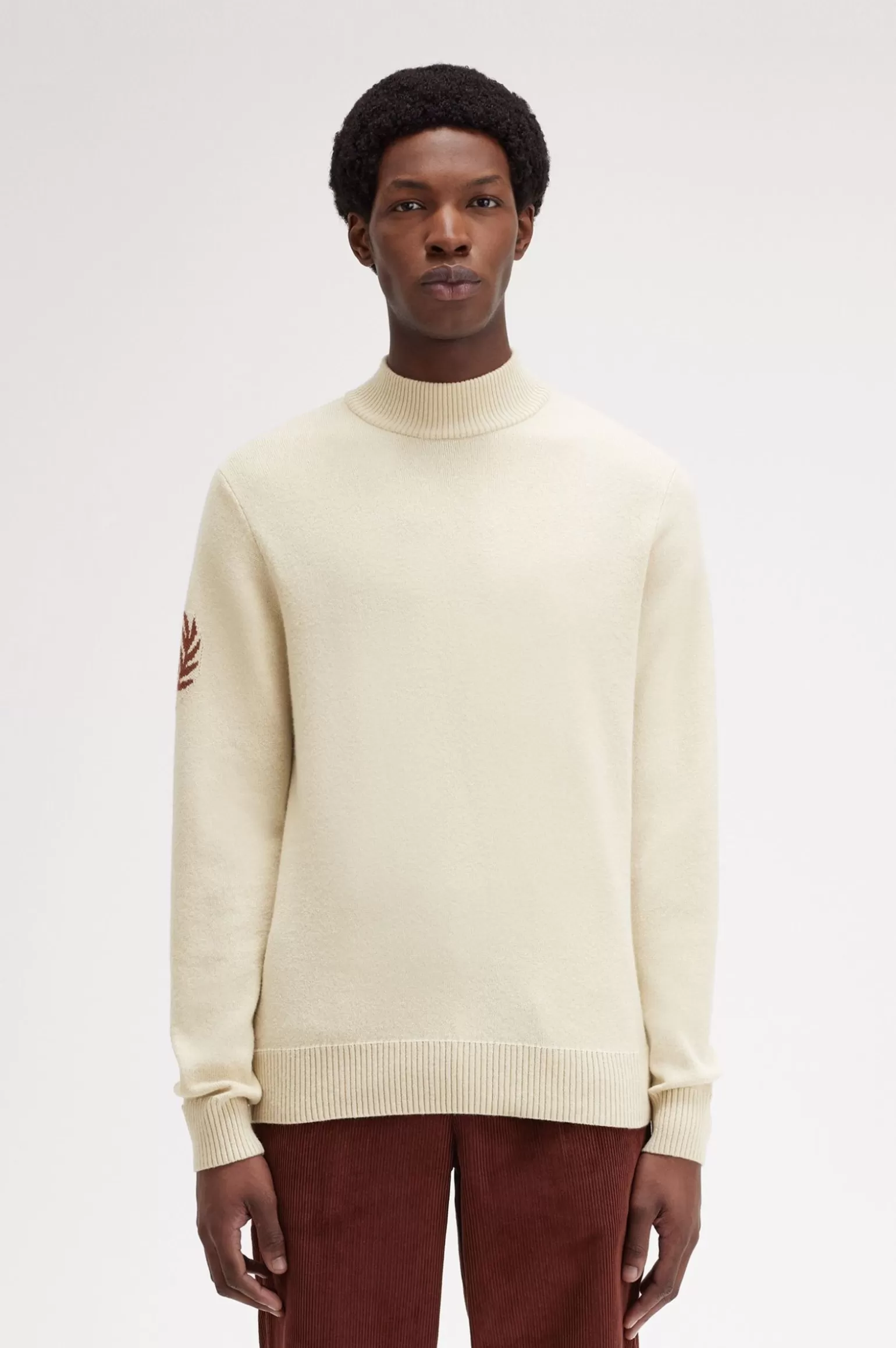 Knitwear^Fred Perry Laurel Wreath Pullover Mit Angedeutetem Stehkragen Hellbeige