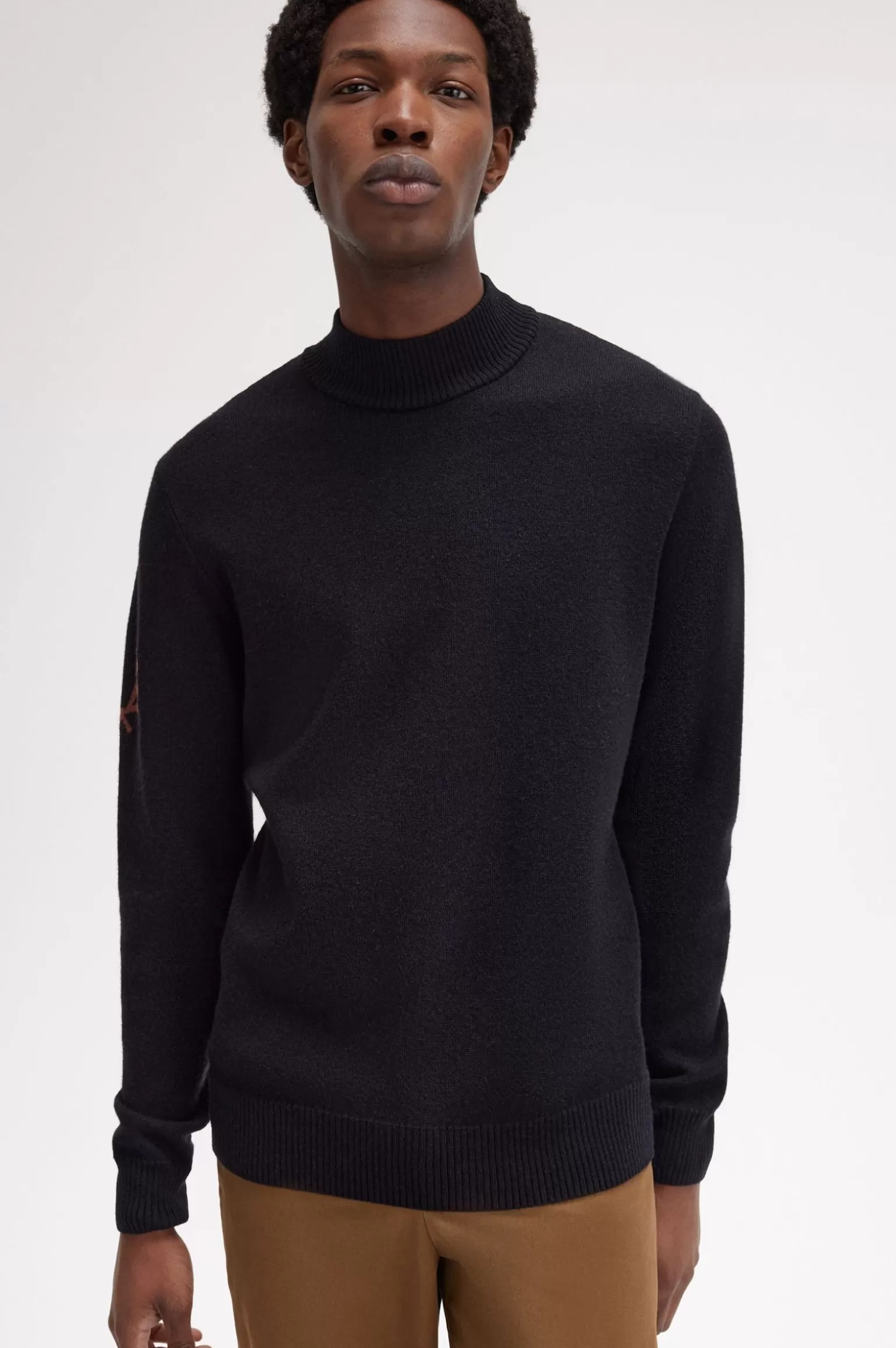 Knitwear^Fred Perry Laurel Wreath Pullover Mit Angedeutetem Stehkragen Schwarz