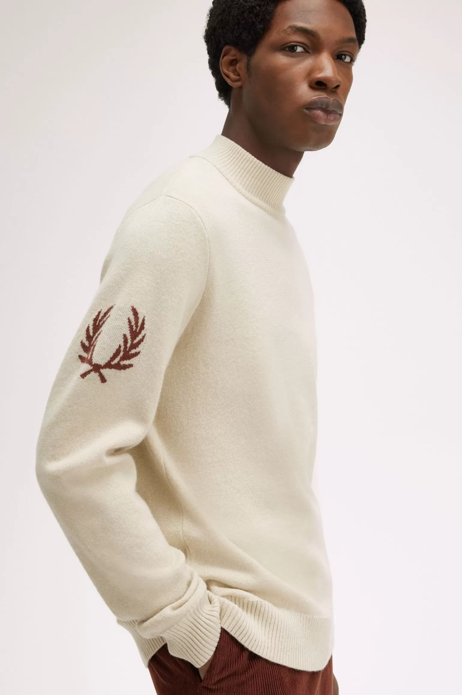 Knitwear^Fred Perry Laurel Wreath Pullover Mit Angedeutetem Stehkragen Hellbeige