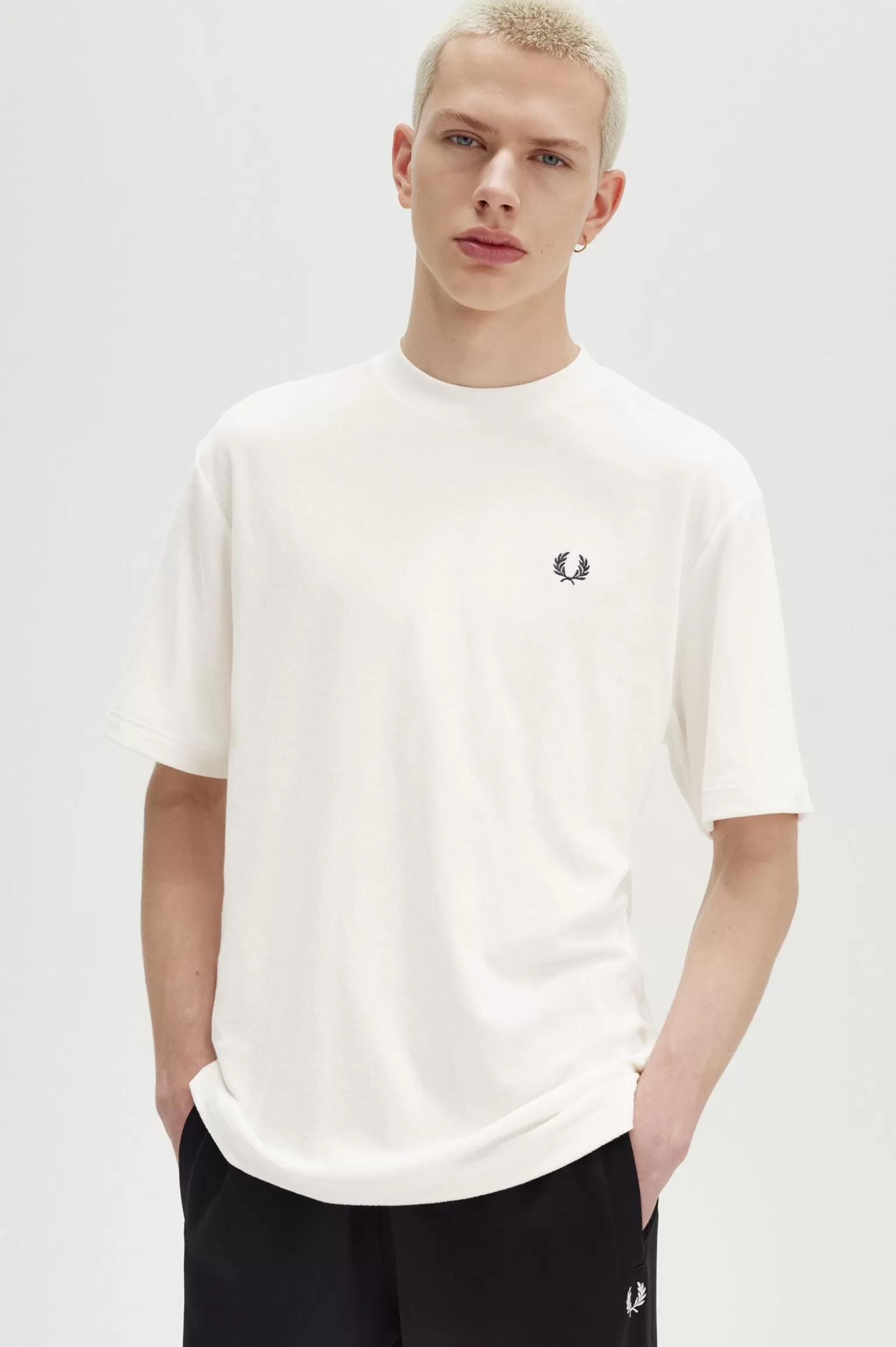 T-Shirts^Fred Perry Lässiges Frottee-T-Shirt Schneeweiß