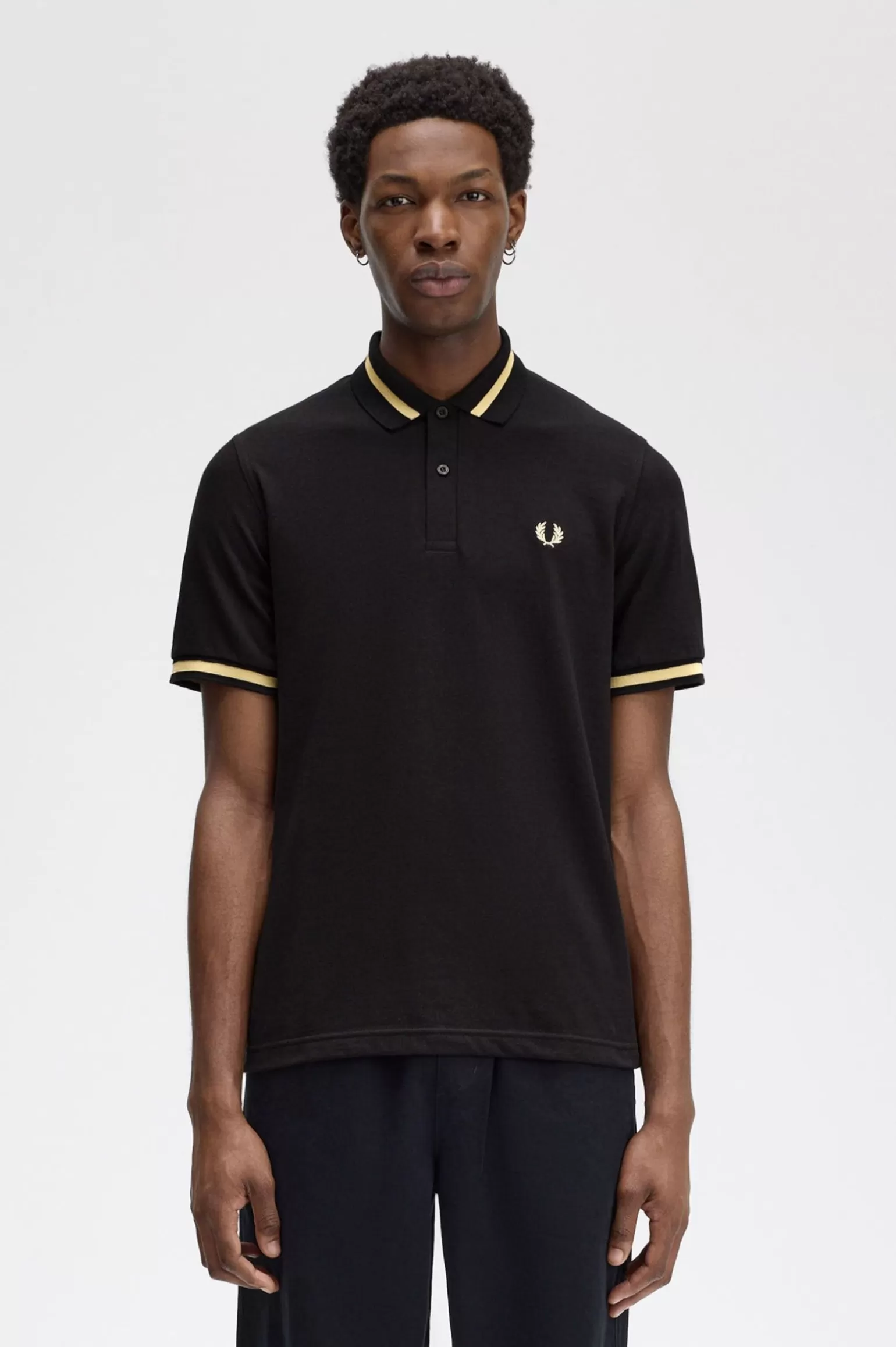Poloshirts^Fred Perry M2 Schwarz / Champagner