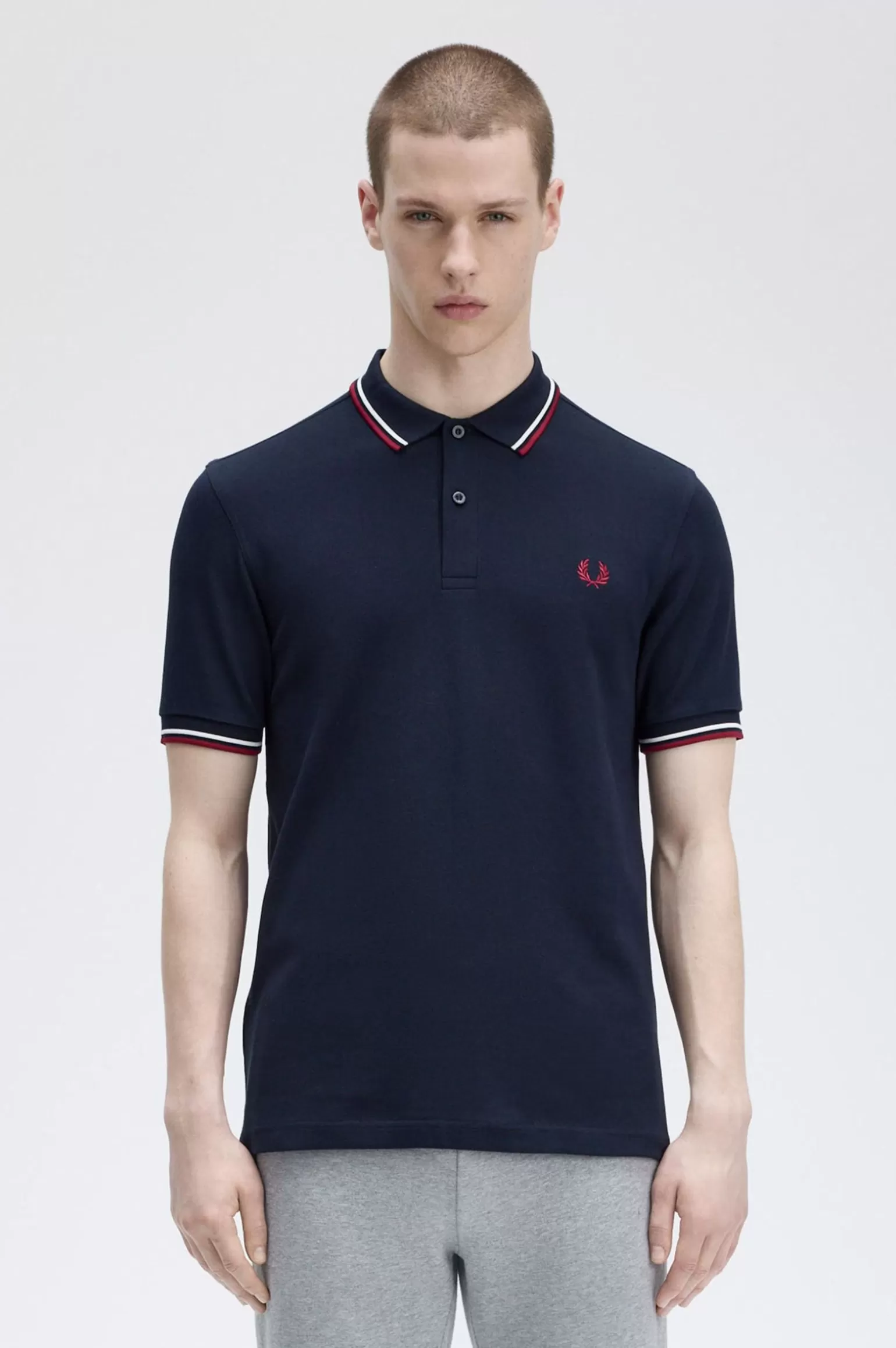 Poloshirts^Fred Perry M3600 Marineblau / Schneeweiß / Gebranntes Rot