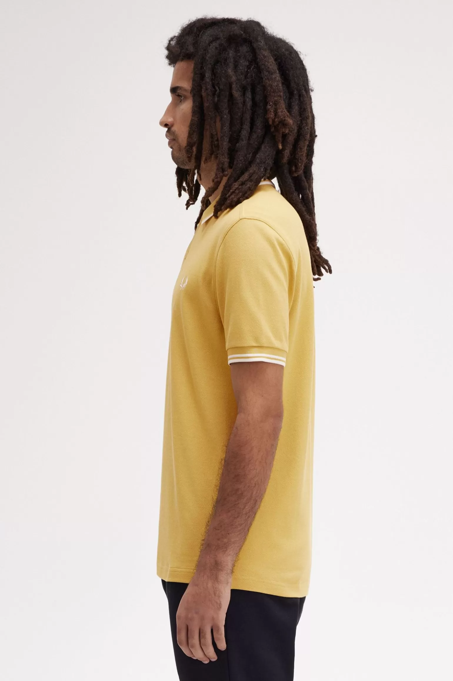 Poloshirts^Fred Perry M3600 Honigfarbe / Ecru / Ecru