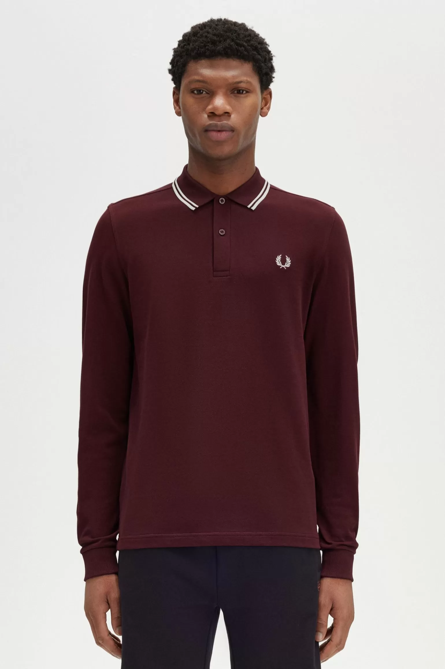 Poloshirts^Fred Perry M3636 Bordeaux / Schneeweiß / Schneeweiß