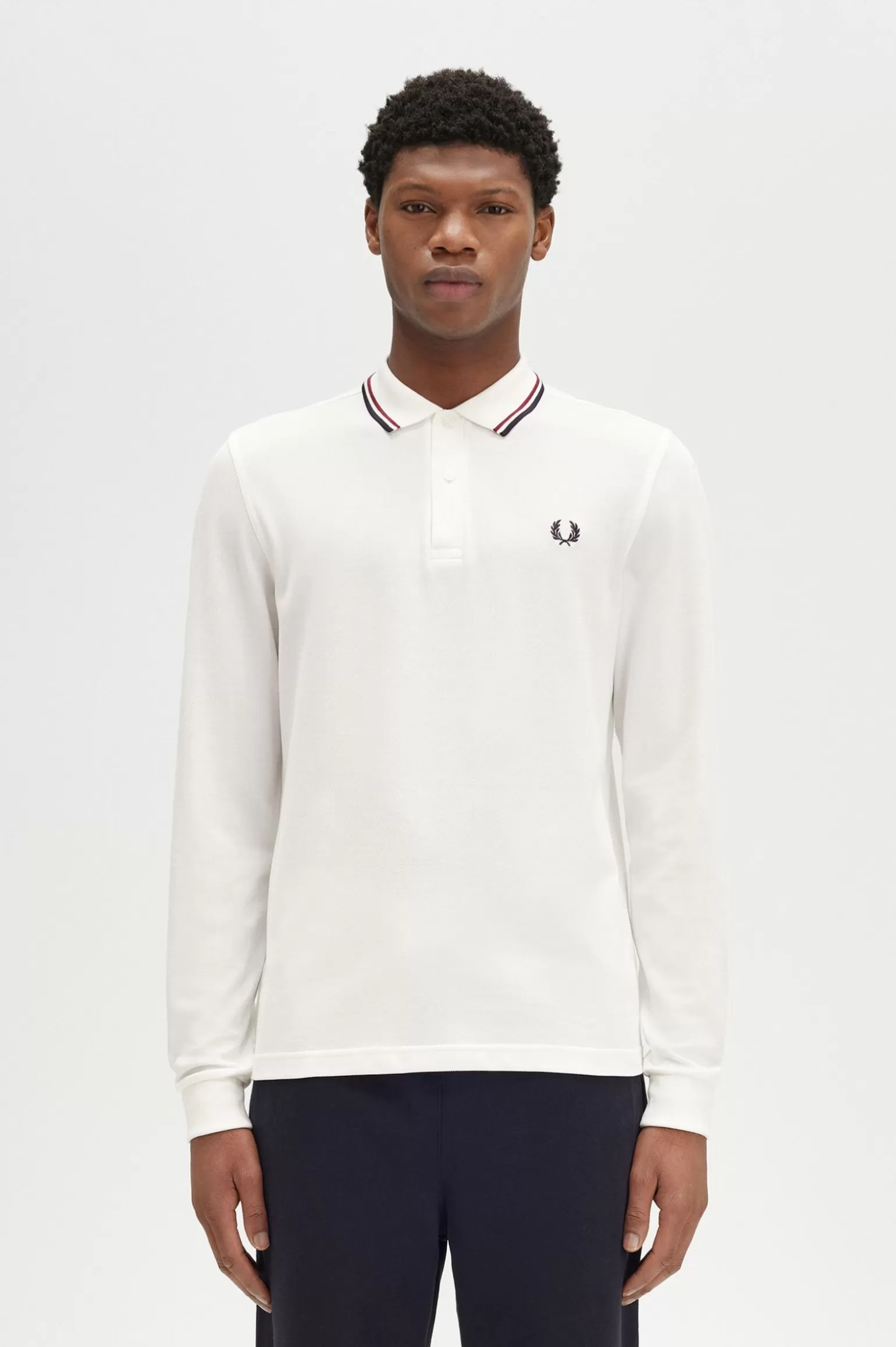 Poloshirts^Fred Perry M3636 Schneeweiß / Gebranntes Rot / Marineblau