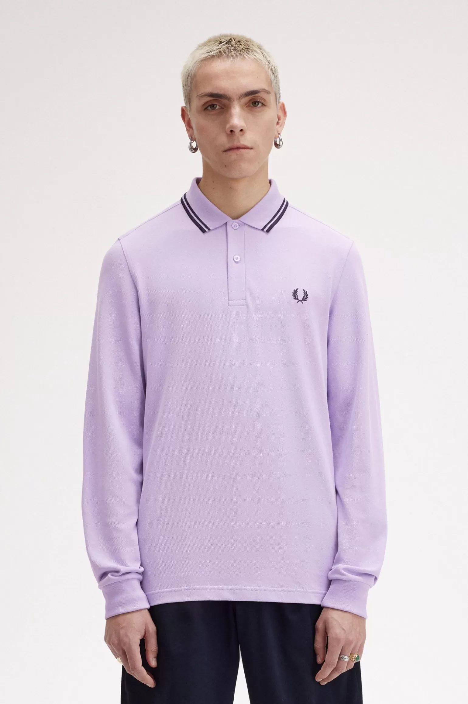 Poloshirts^Fred Perry M3636 Lila / Marineblau / Marineblau