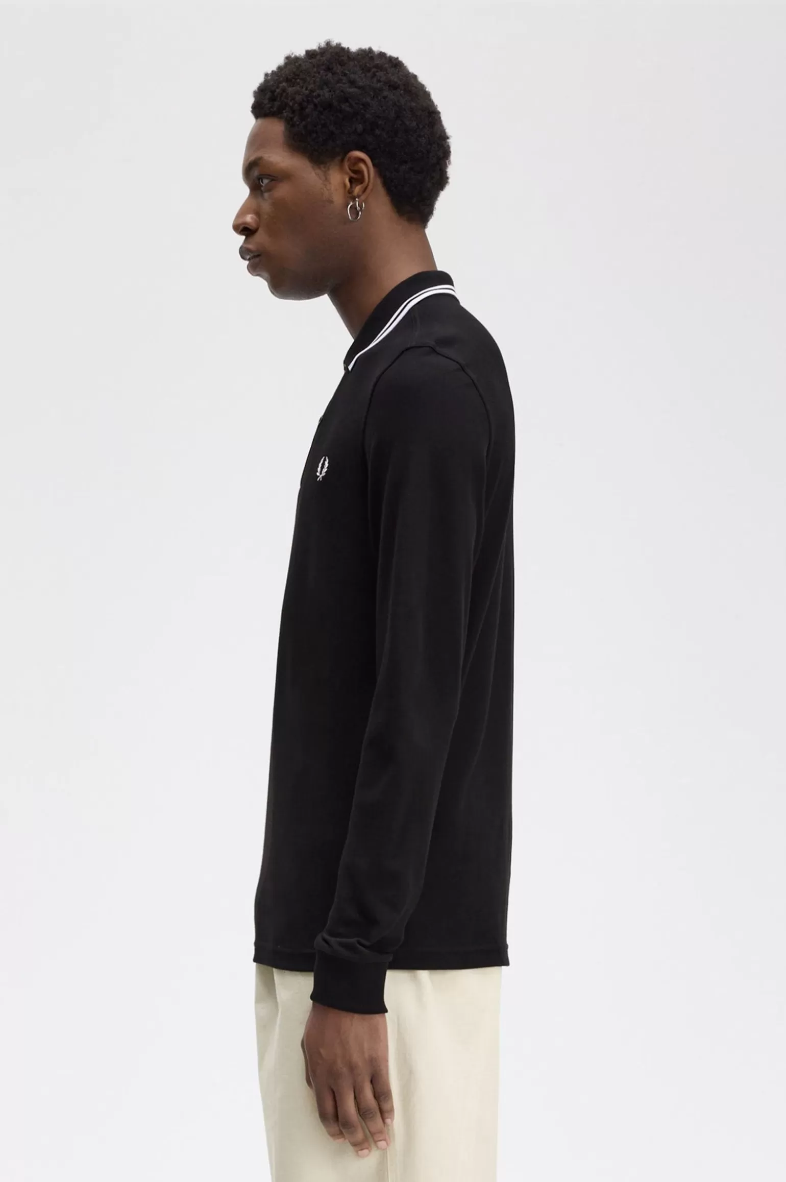 Poloshirts^Fred Perry M3636 Schwarz / Weiß / Weiß