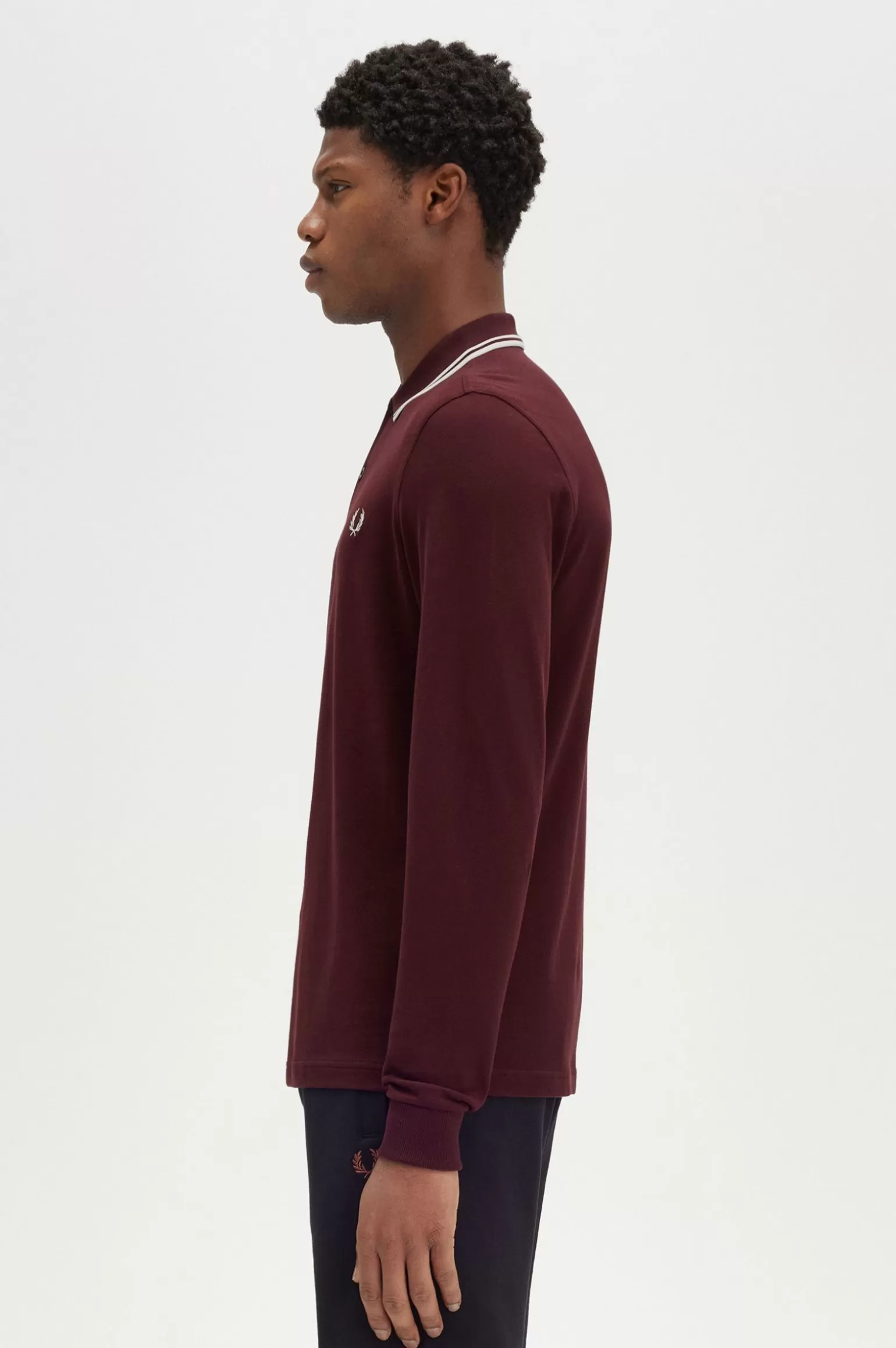 Poloshirts^Fred Perry M3636 Bordeaux / Schneeweiß / Schneeweiß