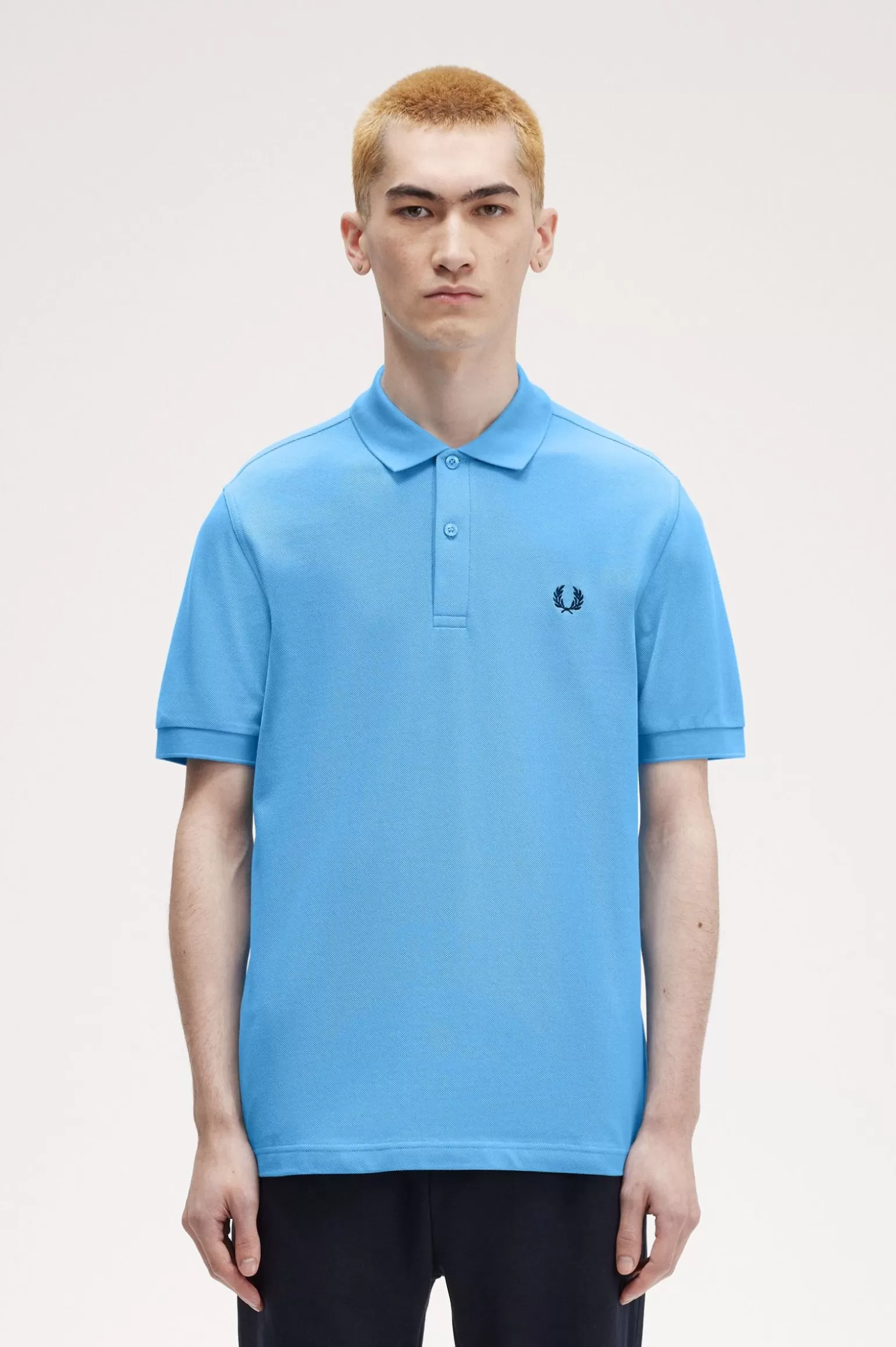 Poloshirts^Fred Perry M6000 Hellblau / Schwarz