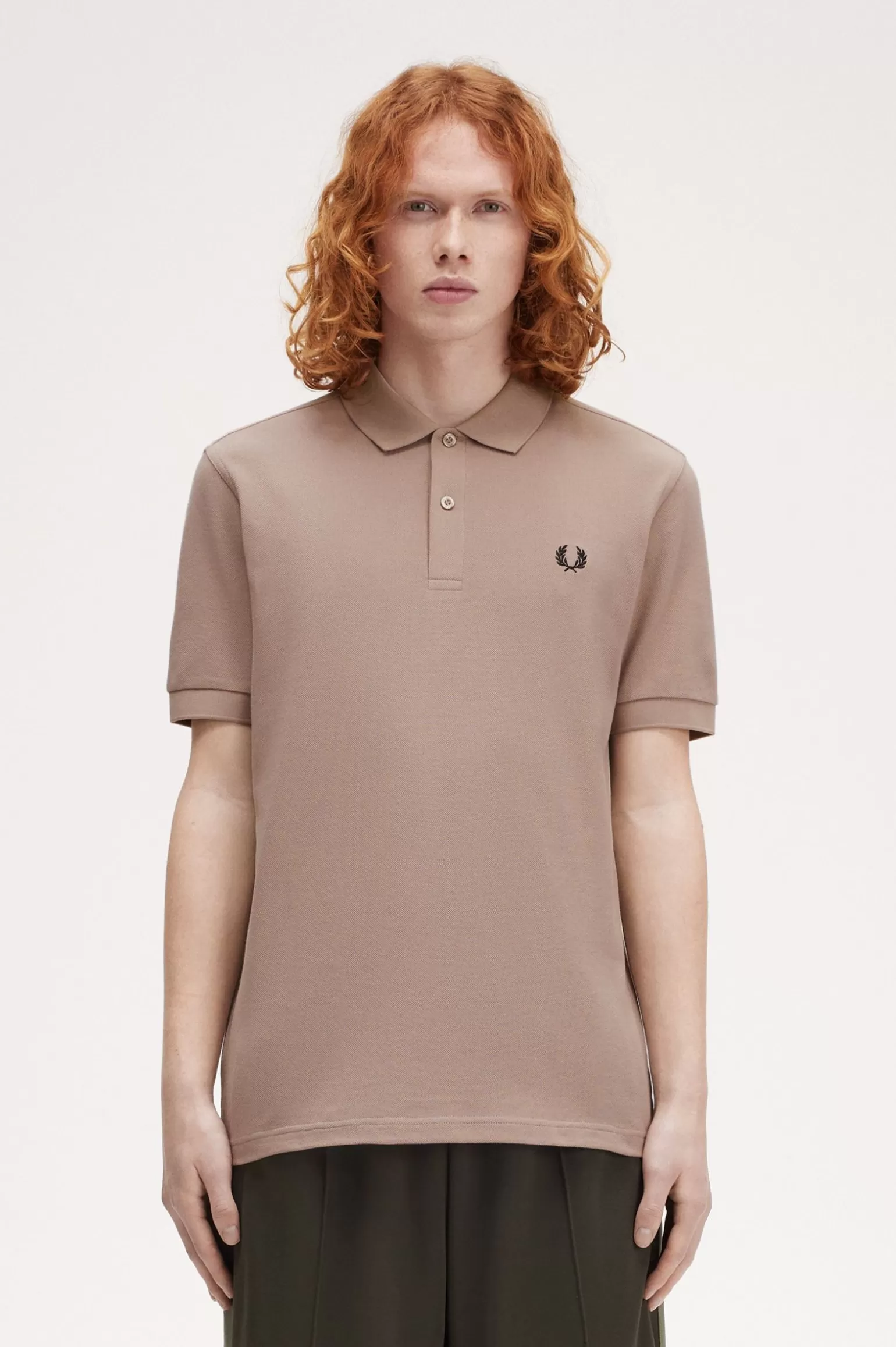 Poloshirts^Fred Perry M6000 Dunkelrosa / Schwarz