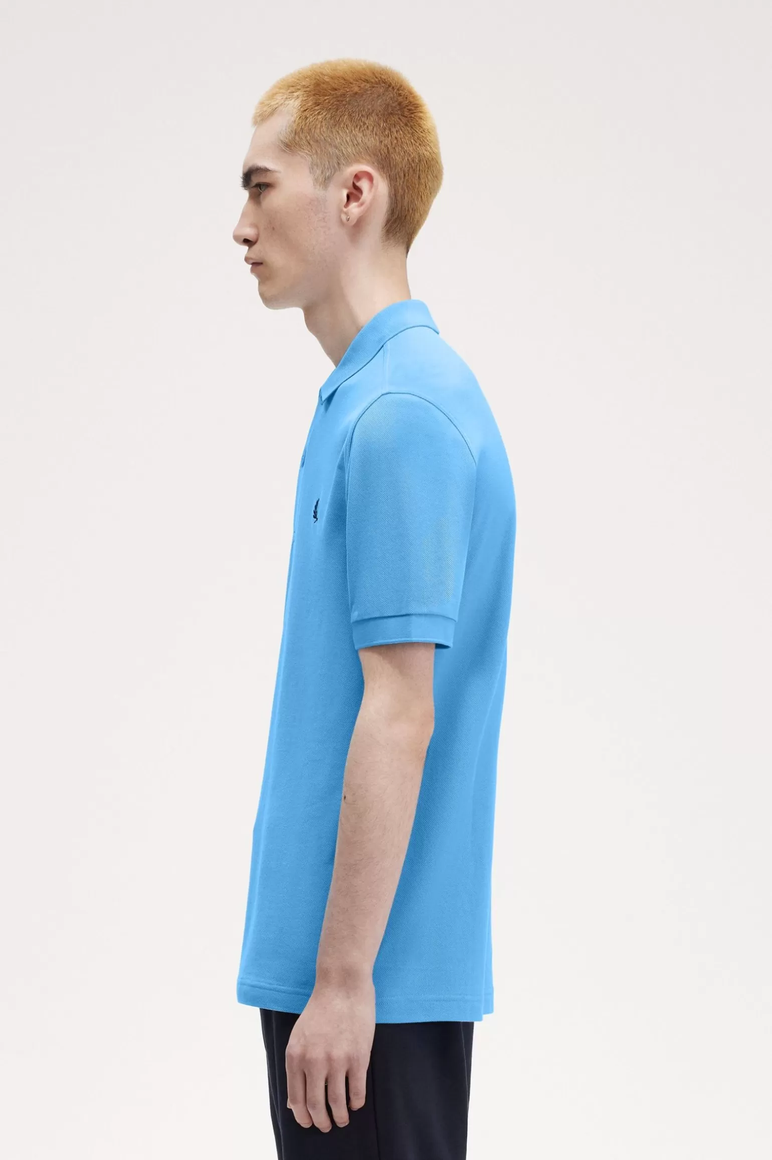 Poloshirts^Fred Perry M6000 Hellblau / Schwarz