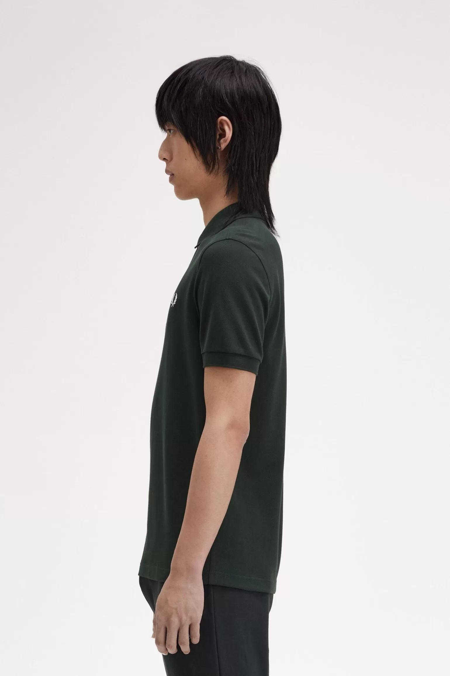 Poloshirts^Fred Perry M6000 Nachtgrün / Schneeweiß