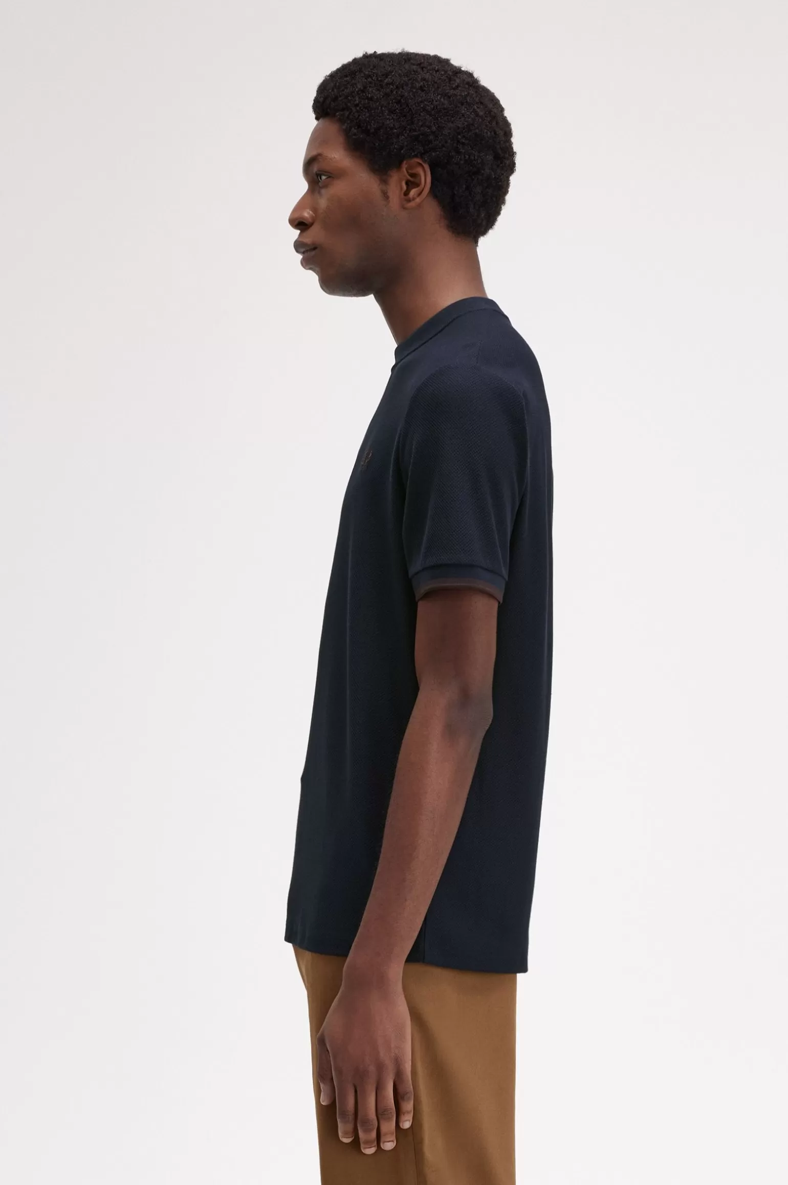 T-Shirts^Fred Perry Piqué-T-Shirt Mit Gestreiften Bündchen Marineblau / Carrington Brick