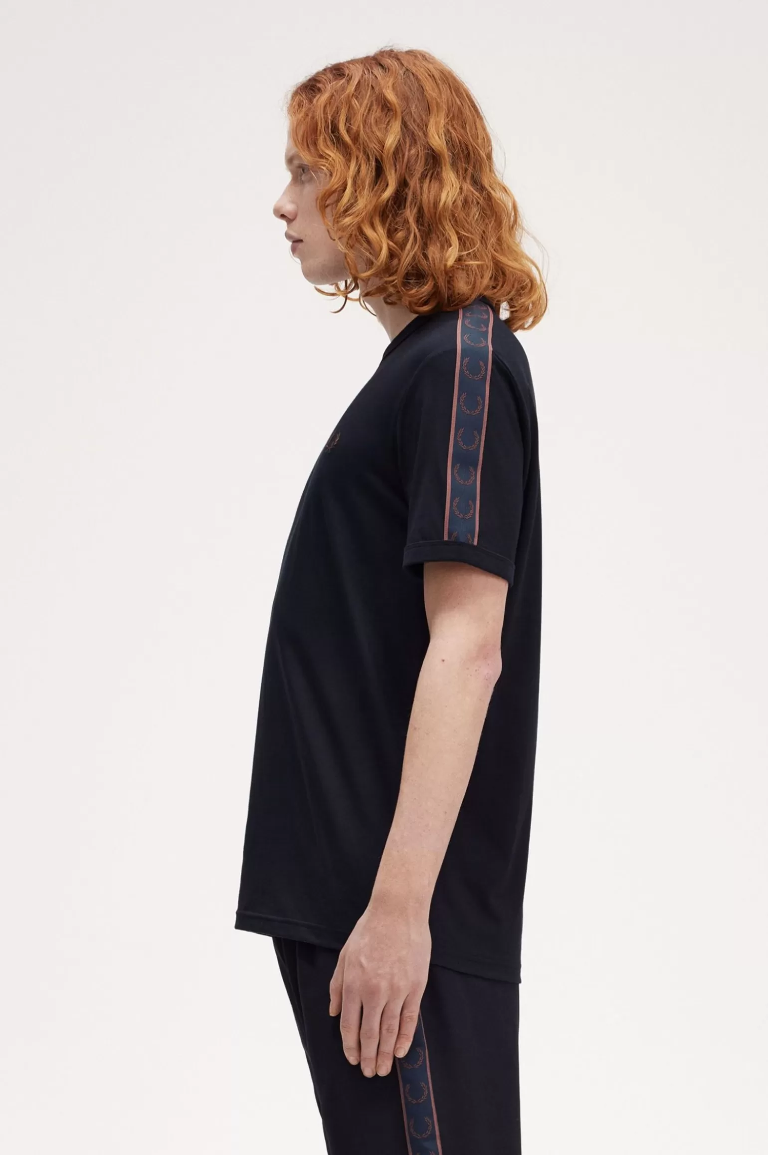 T-Shirts^Fred Perry Ringer-T-Shirt Mit Kontrastierendem Sportband Marineblau / Carrington Brick