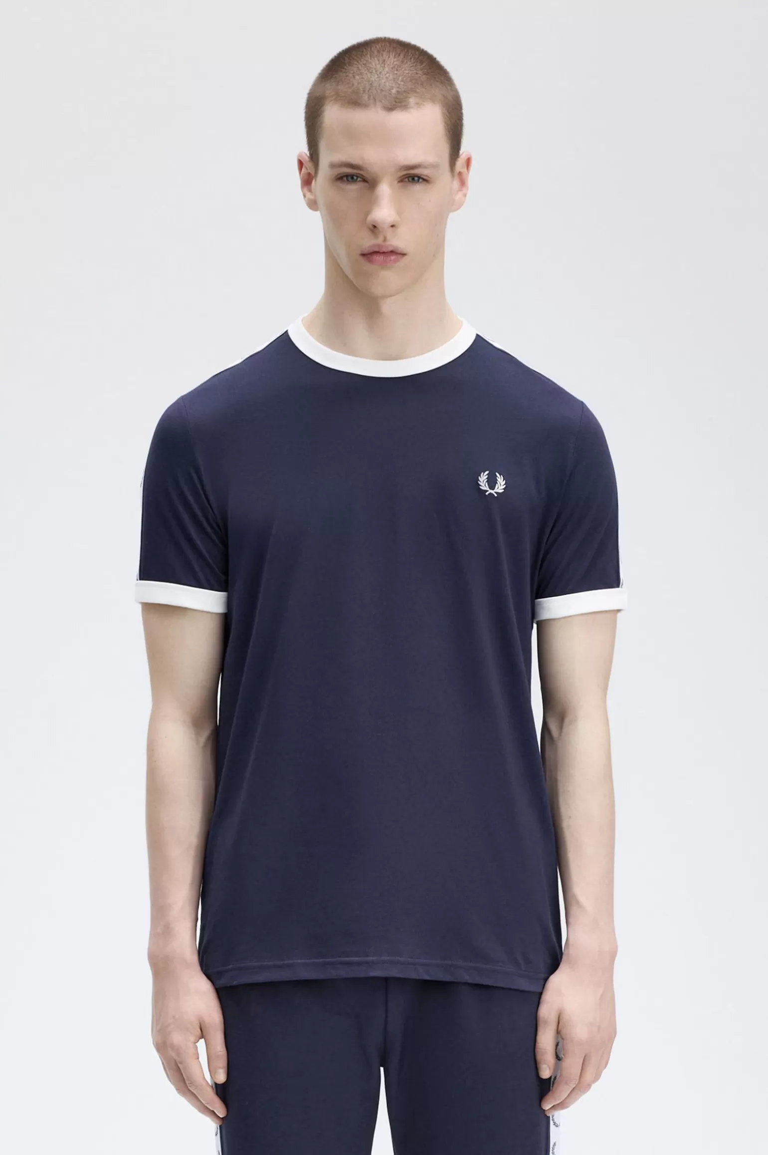 T-Shirts^Fred Perry Ringer-T-Shirt Mit Sportstreifen Dunkelblau