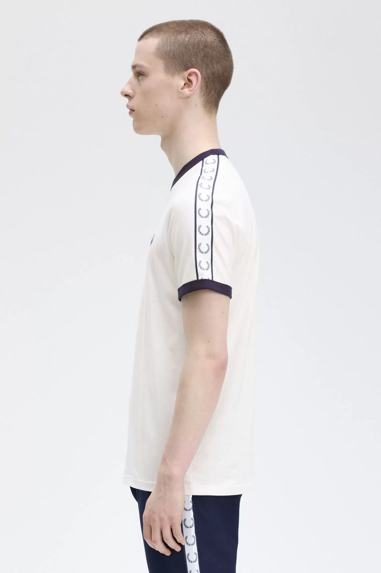 T-Shirts^Fred Perry Ringer-T-Shirt Mit Sportstreifen Schneeweiß