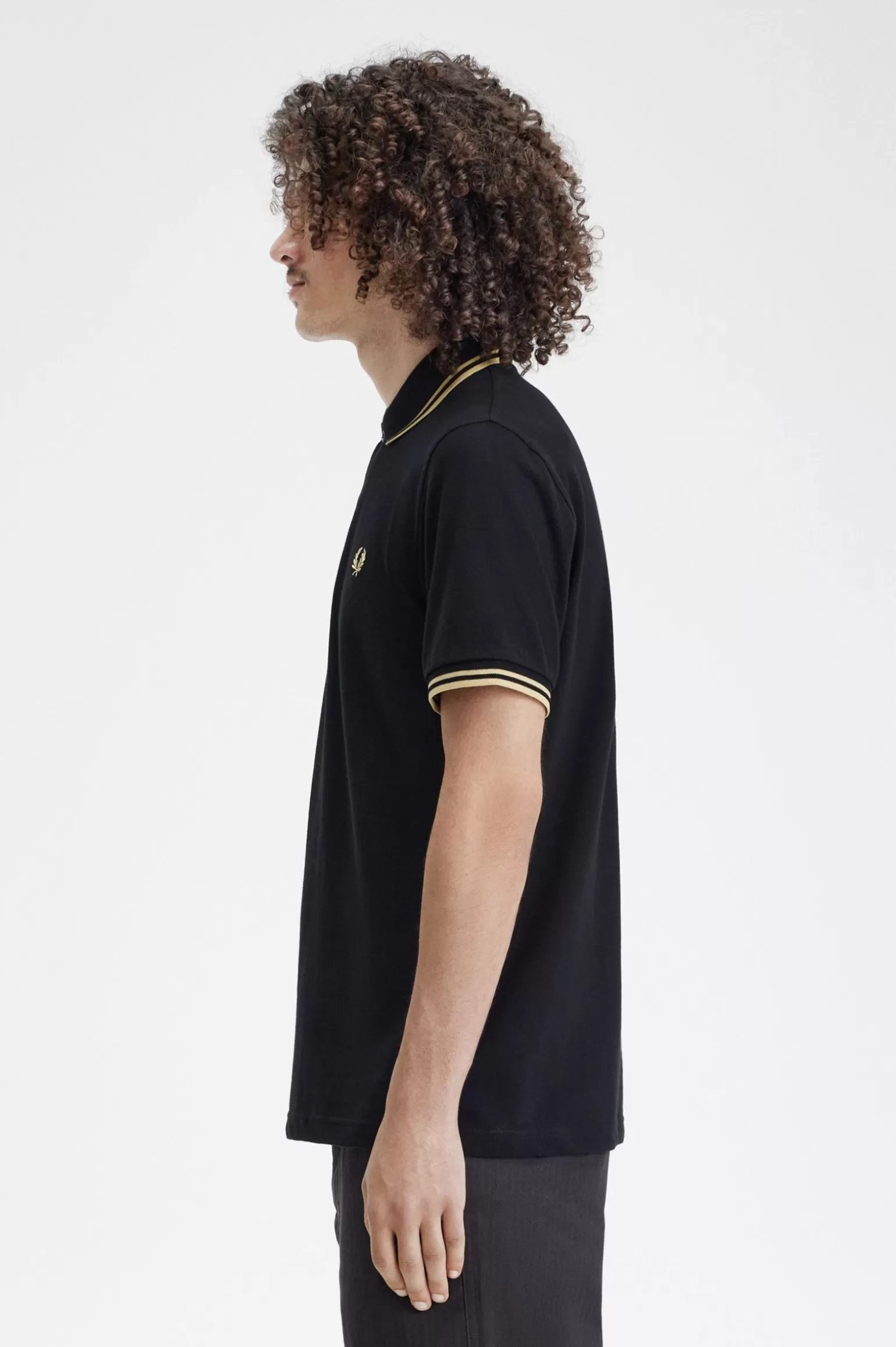 Poloshirts^Fred Perry Shangai M12 Schwarz / Champagner / Champagner