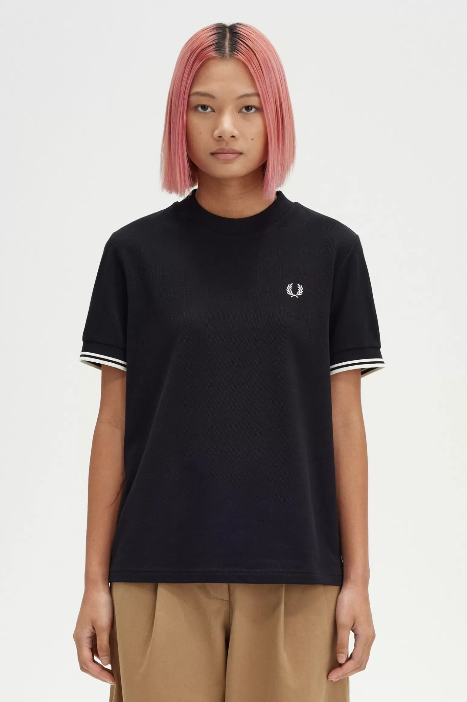 T-Shirts & Tops^Fred Perry T-Shirt Aus Piqué Mit Doppelstreifen Schwarz
