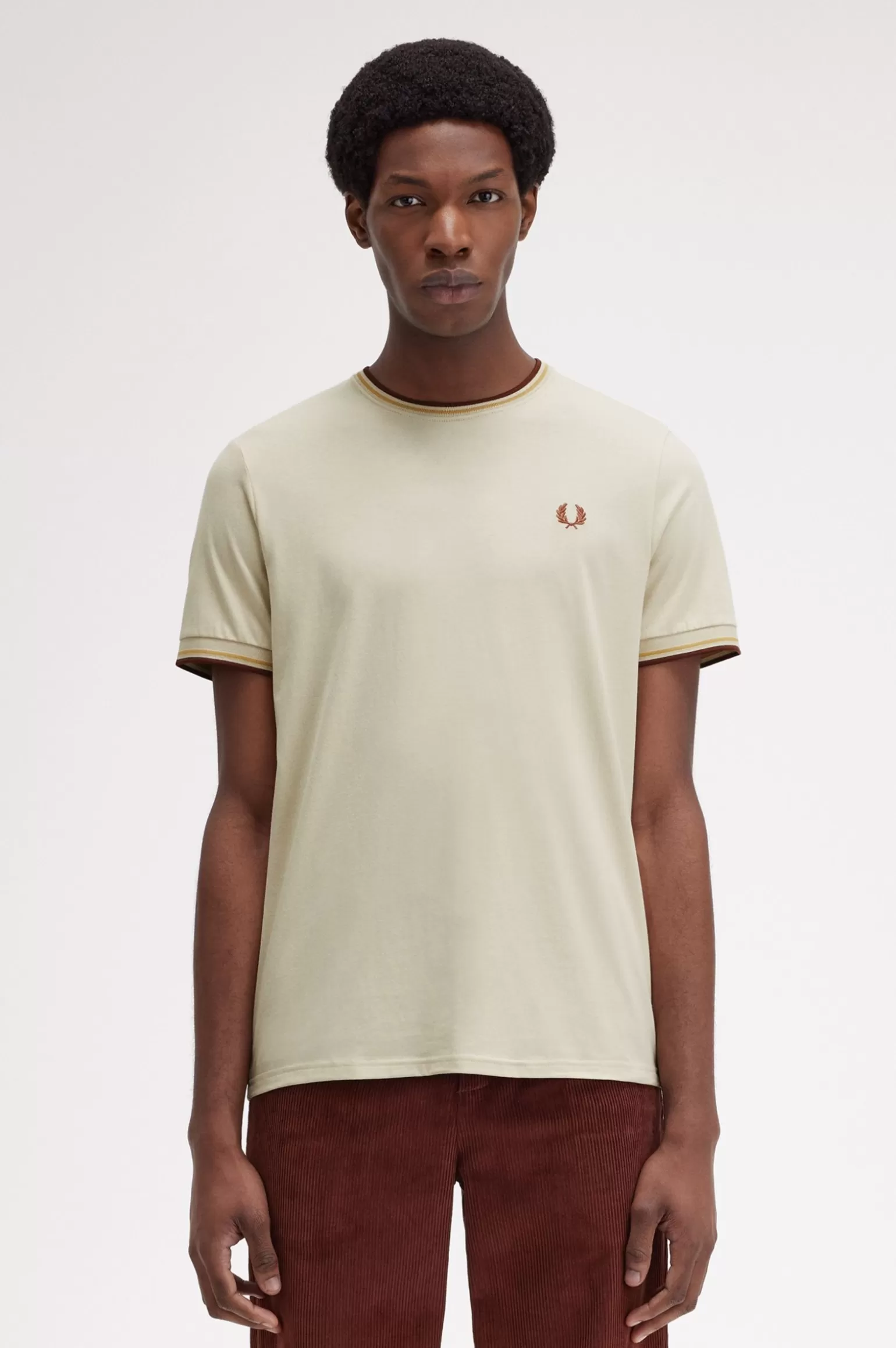 T-Shirts^Fred Perry T-Shirt Mit Doppelstreifen Hellbeige / Honigwabe / Whiskybraun